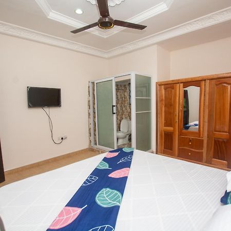 Ejisu Yaa Asantewaa Inn מראה חיצוני תמונה