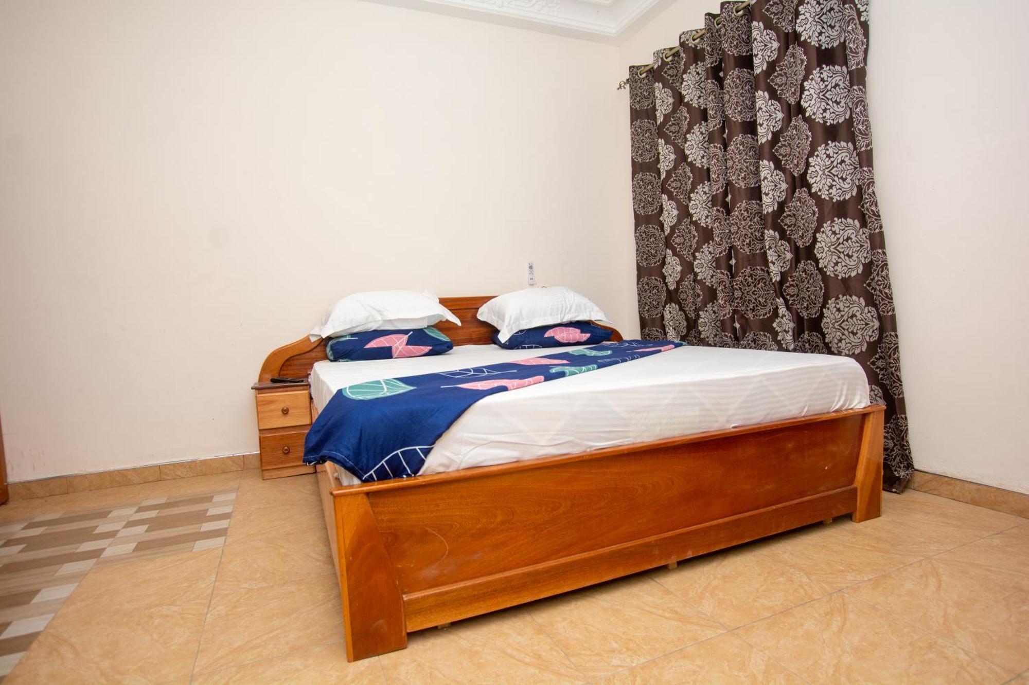 Ejisu Yaa Asantewaa Inn מראה חיצוני תמונה